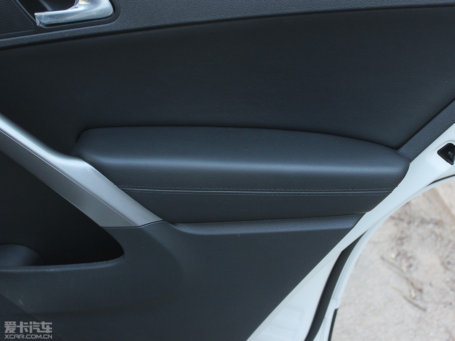 2012;^ 1.8TSI ԄݼӢ