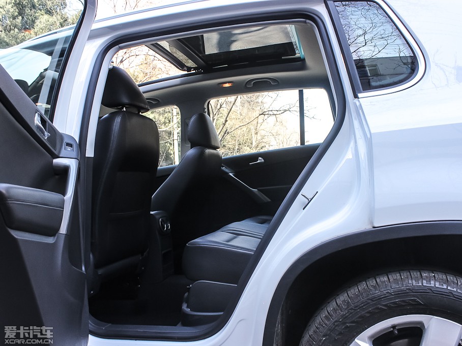 2012;^ 1.8TSI ԄݼӢ