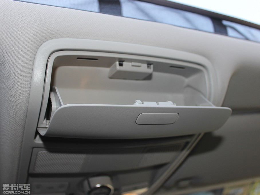 2012;^ 1.8TSI ԄݼӢ