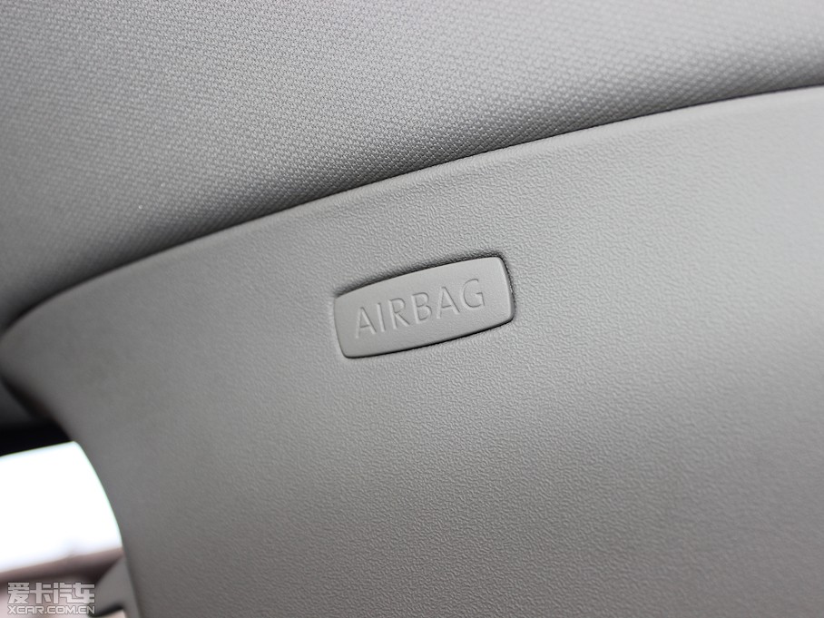 2012;^ 1.8TSI ԄݼӢ