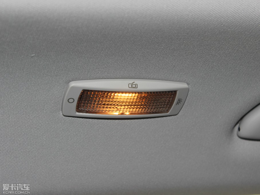 2012;^ 1.8TSI ԄݼӢ