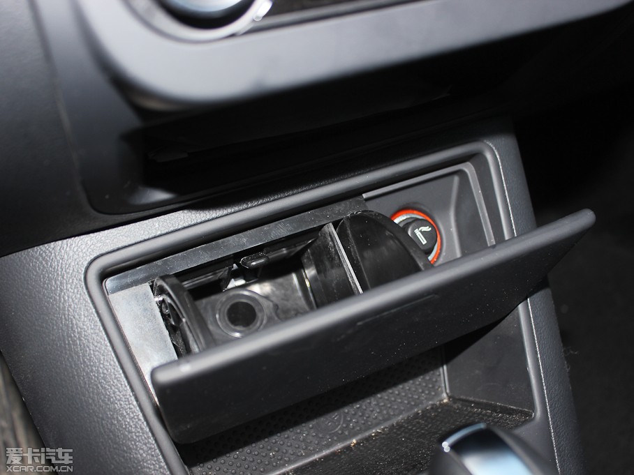 2012;^ 1.8TSI ԄݼӢ