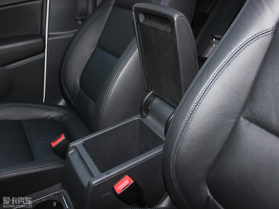 2012;^ 1.8TSI ԄݼӢ