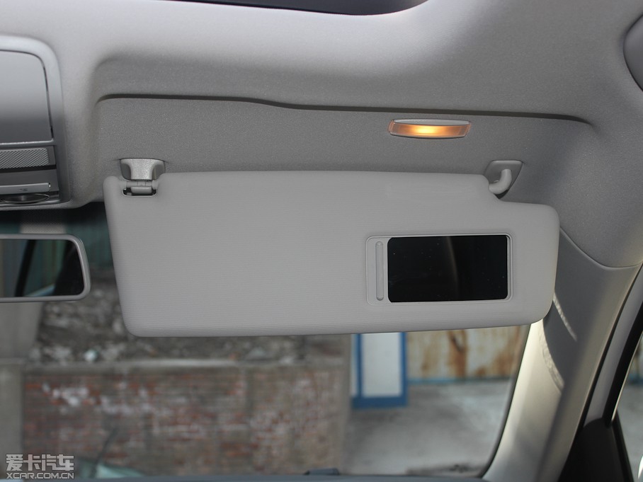 2012;^ 1.8TSI ԄݼӢ