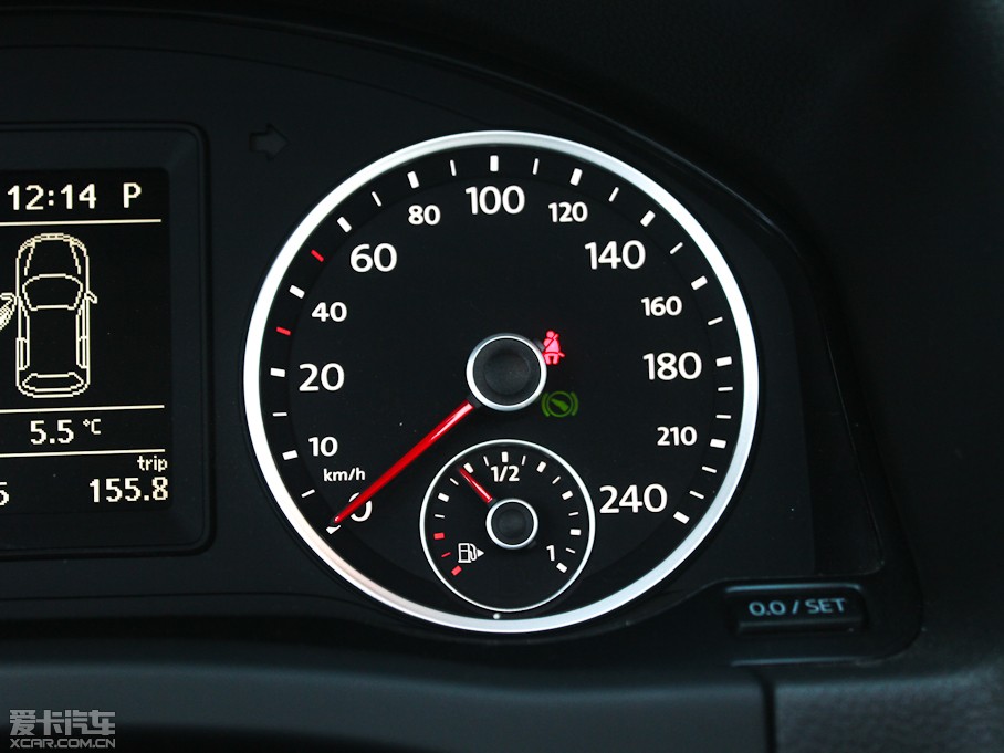 2012;^ 1.8TSI ԄݼӢ