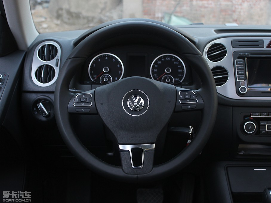 2012;^ 1.8TSI ԄݼӢ