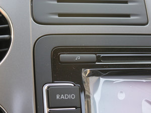 2010款2.0TSI 自动四驱菁英版 中控区