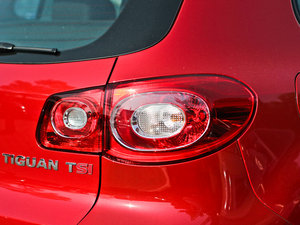 20121.8TSI քӃ򌶼 ^