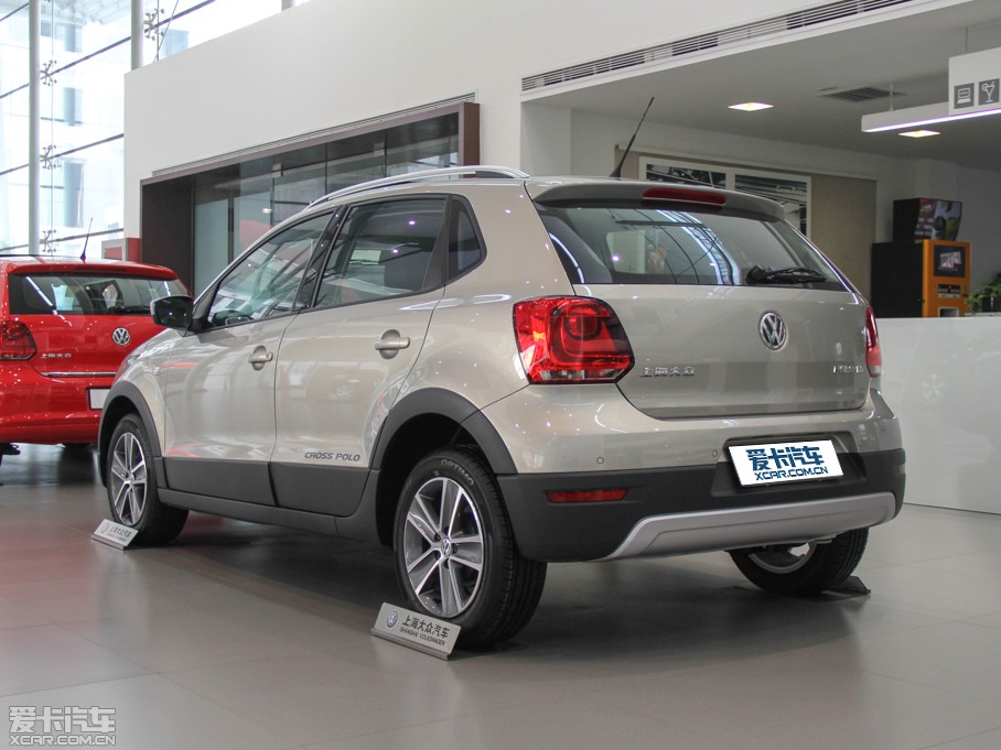 2012Cross Polo 1.6L Ԅ