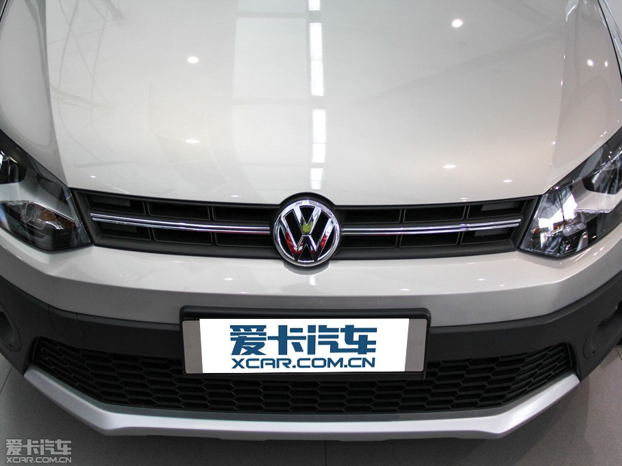 2012Cross Polo 1.6L Ԅ