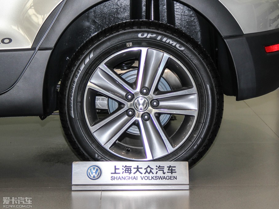 2012Cross Polo 1.6L Ԅ