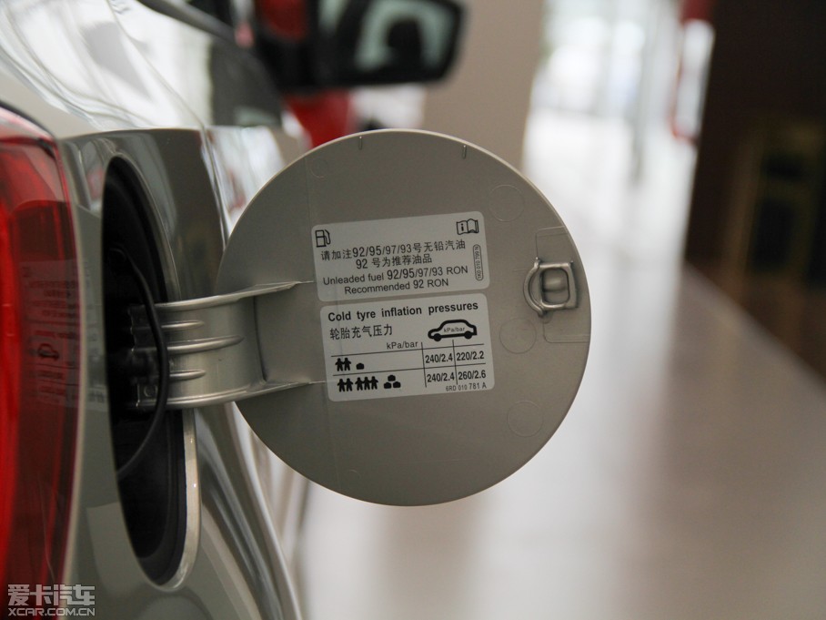 2012Cross Polo 1.6L Ԅ