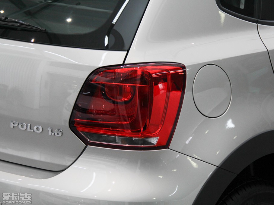 2012Cross Polo 1.6L Ԅ