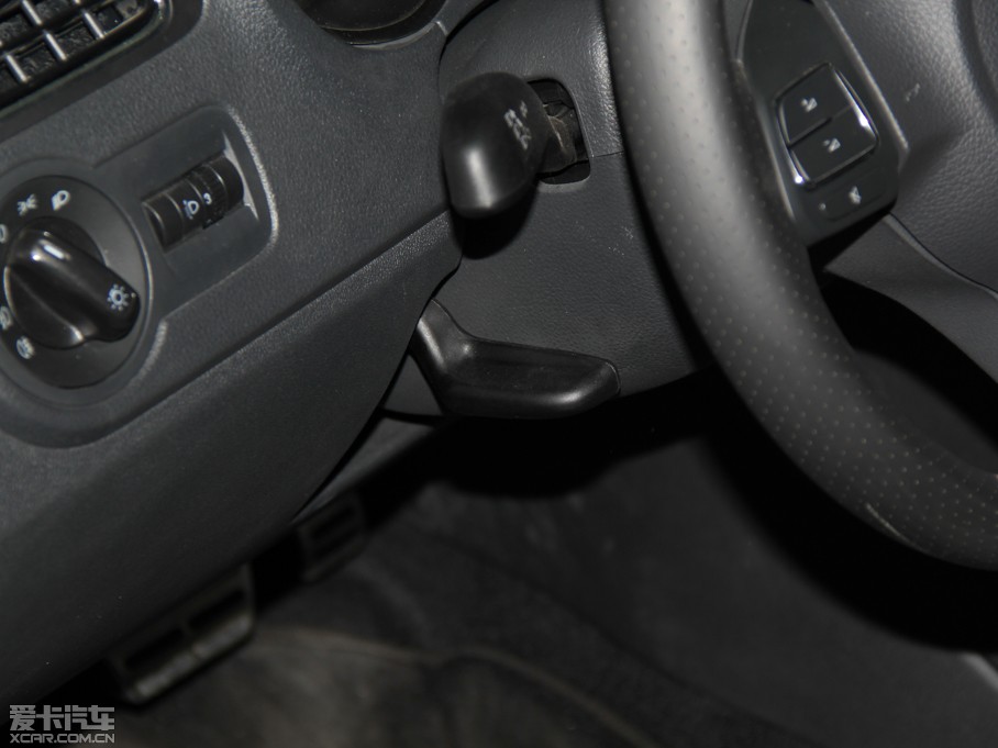 2012Cross Polo 1.6L Ԅ