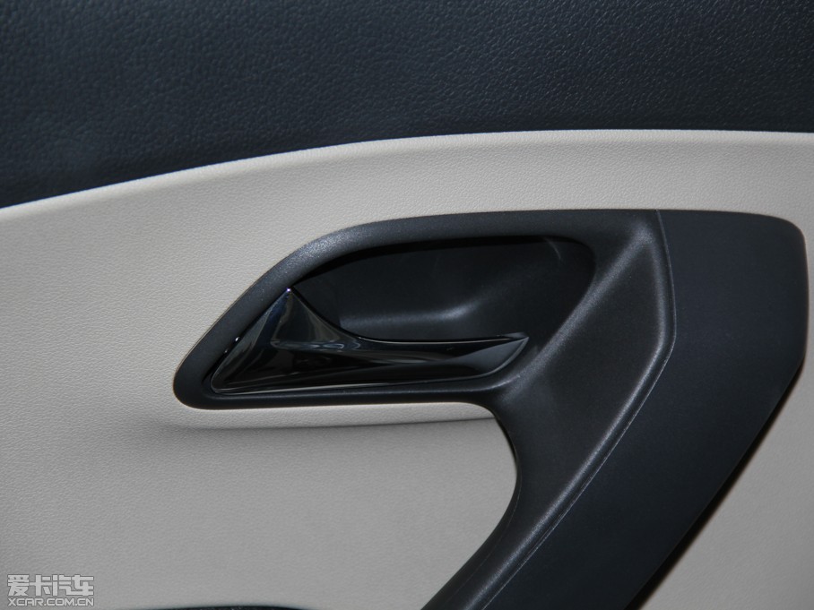 2012Cross Polo 1.6L Ԅ