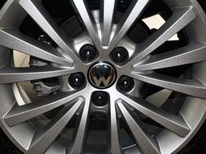 2013(jng) 1.6L ԄӺA (x)(ji)^