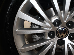 2013(jng) 1.6L ԄӺA (x)(ji)^