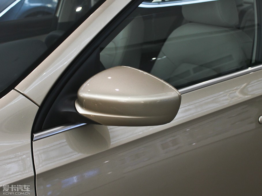 2013ɣ{ 1.6L Ԅ(dng)A