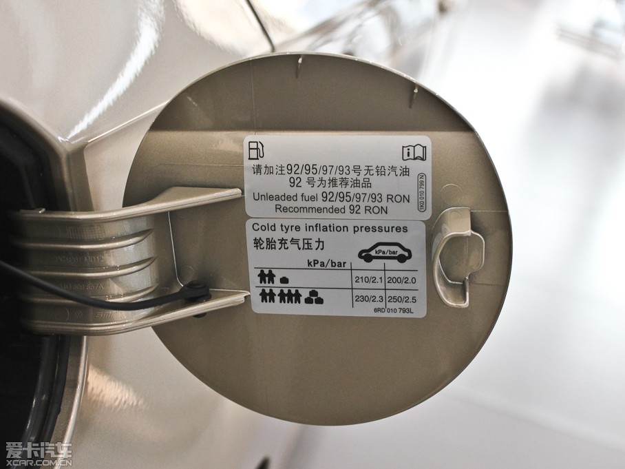 2013ɣ{ 1.6L Ԅ(dng)A