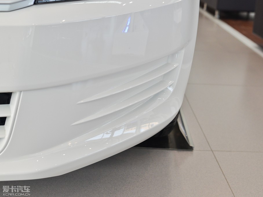 2013ɣ{ 1.6L Ԅ(dng)L(fng)а