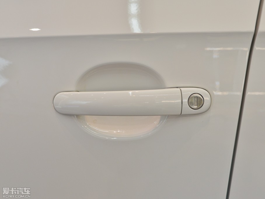 2013ɣ{ 1.6L Ԅ(dng)L(fng)а