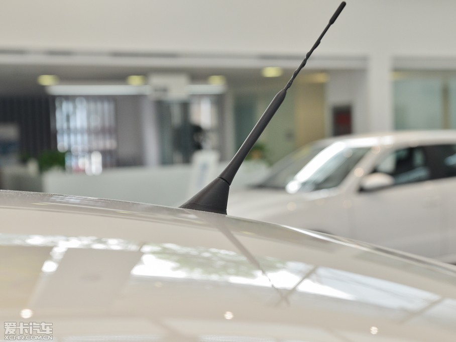 2013ɣ{ 1.6L Ԅ(dng)L(fng)а