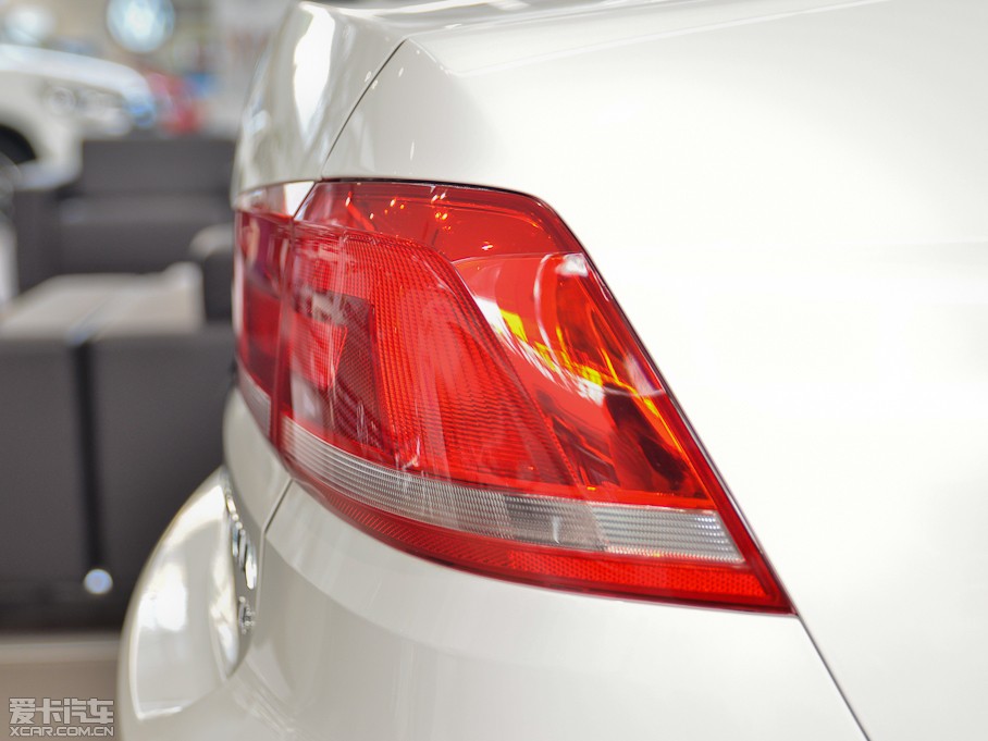 2013ɣ{ 1.6L Ԅ(dng)L(fng)а