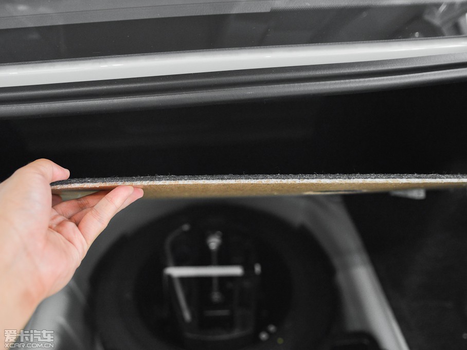 2013ɣ{ 1.6L Ԅ(dng)L(fng)а