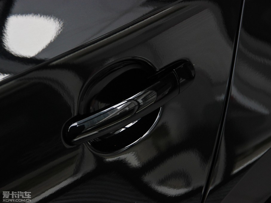 2013ɣ{ 1.6L Ԅ(dng)m