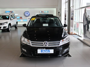 2013款1.6L 自动舒适版 正前