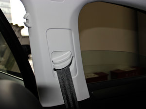 2013款1.6L 自动舒适版 空间座椅