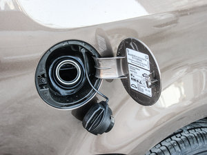 20131.4T ԄӺA貰 5 ^