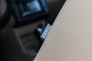 20131.4T ԄӺA貰 5 g