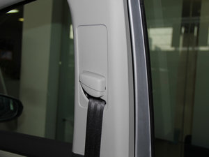 2013款1.4T 自动舒适版 5座 空间座椅