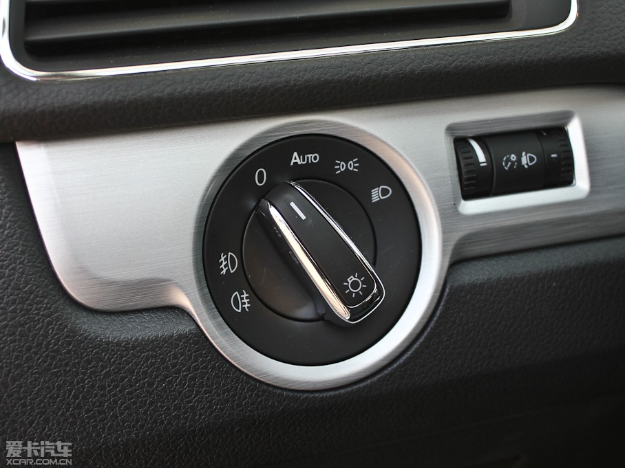 2013_ 1.4TSI DSG{(ln)(q)