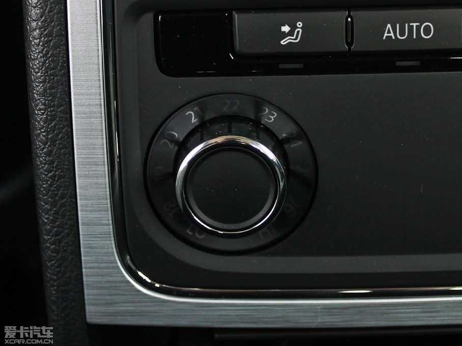 2013_ 1.4TSI DSG{(ln)(q)