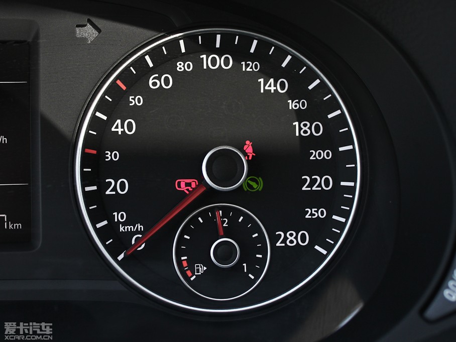 2013_ 1.4TSI DSG{(q)