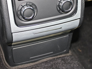 20131.4TSI DSG{(ln)(q) g