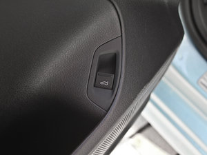 20131.4TSI DSG{(ln)(q) g