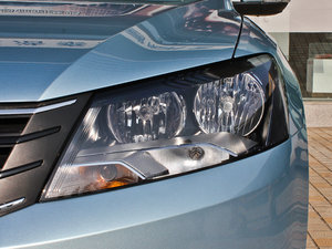 20131.4TSI DSG{(ln)(q) 