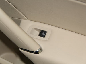 20132.0TSI DSG п؅^(q)