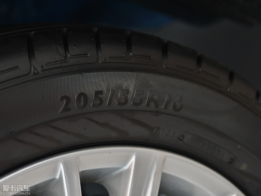 2013݃Ɏ 1.4TSI DSGm