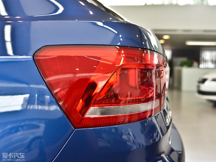 2013݃Ɏ 1.4TSI DSGm