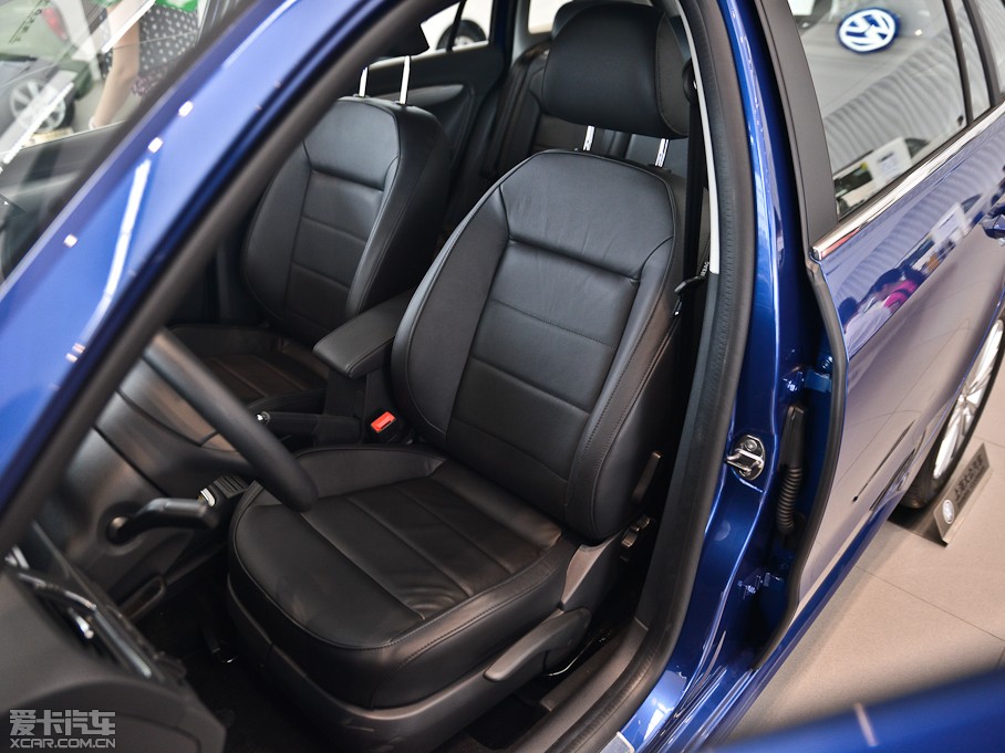 2013݃Ɏ 1.4TSI DSGm