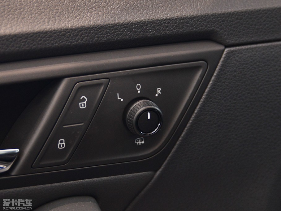 2013݃Ɏ 1.4TSI DSGm