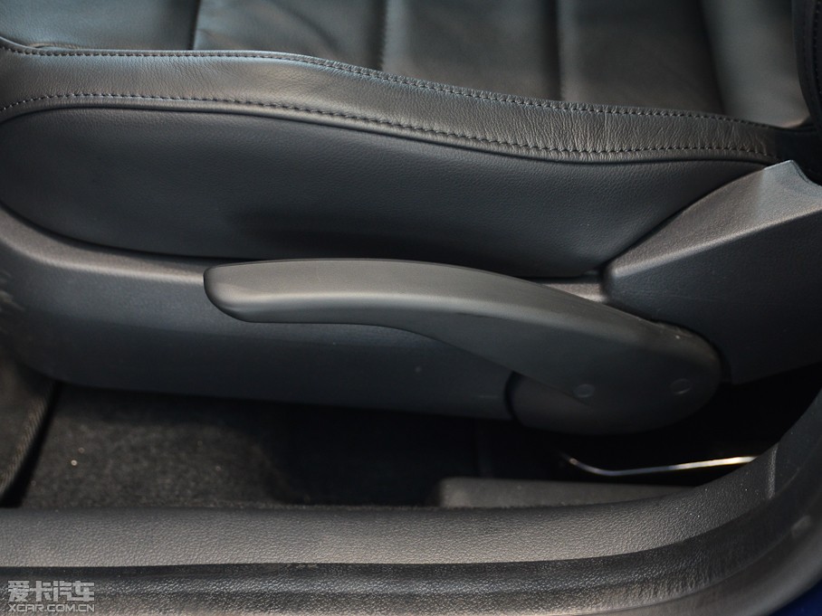 2013݃Ɏ 1.4TSI DSGm