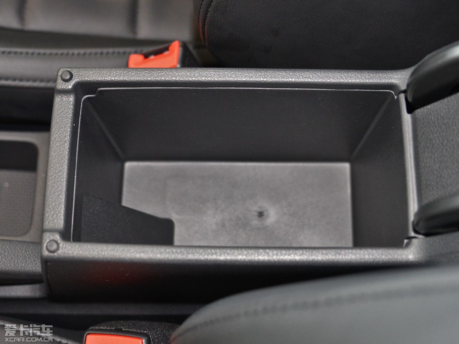 2013݃Ɏ 1.4TSI DSGm