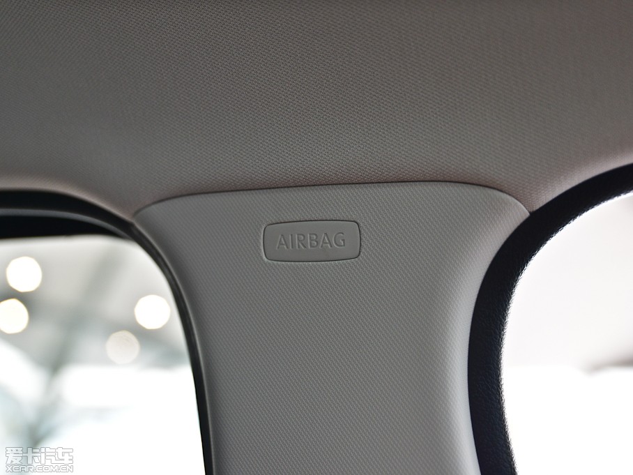 2013݃Ɏ 1.4TSI DSGm