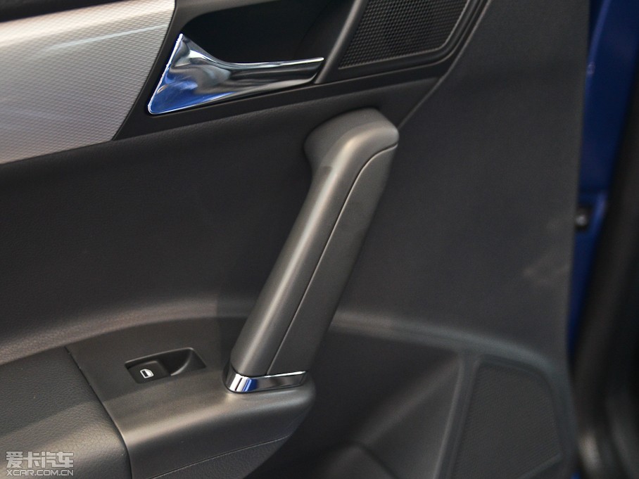 2013݃Ɏ 1.4TSI DSGm