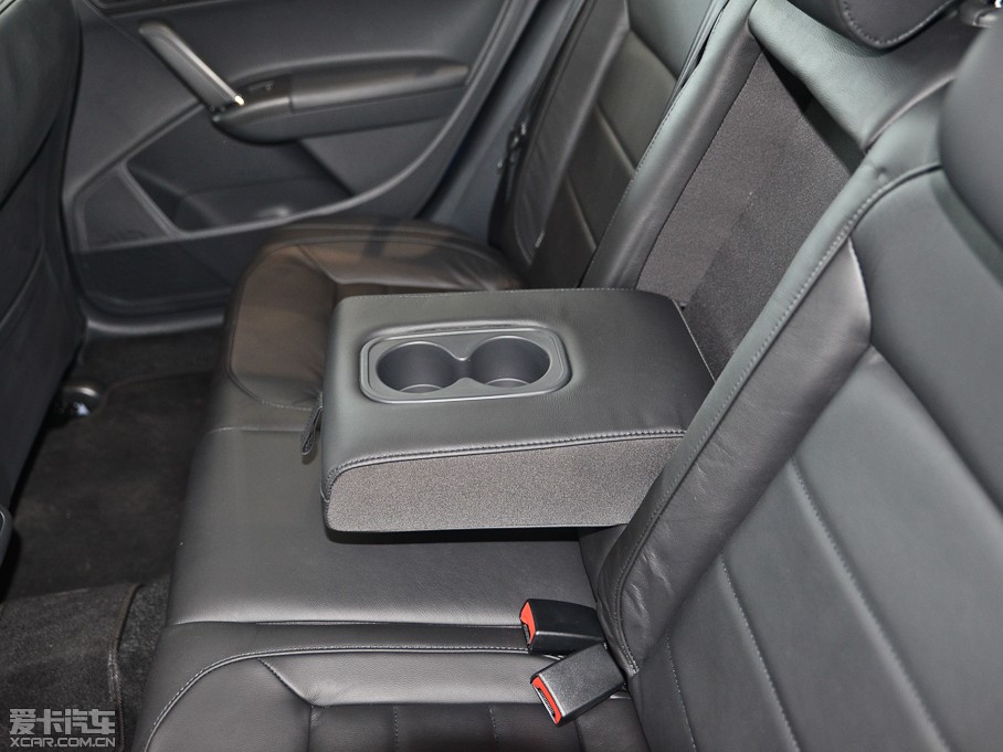 2013݃Ɏ 1.4TSI DSGm